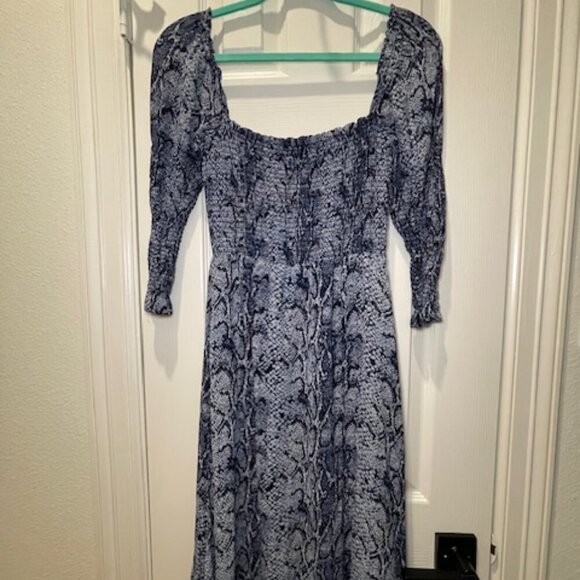 Reformation Rosamund Blue Snake Print Smocked Midi Dress Size Medium - Picture 6 of 8